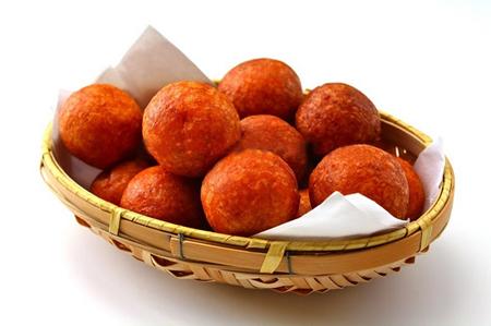 Bánh khoai lang chiên phồng